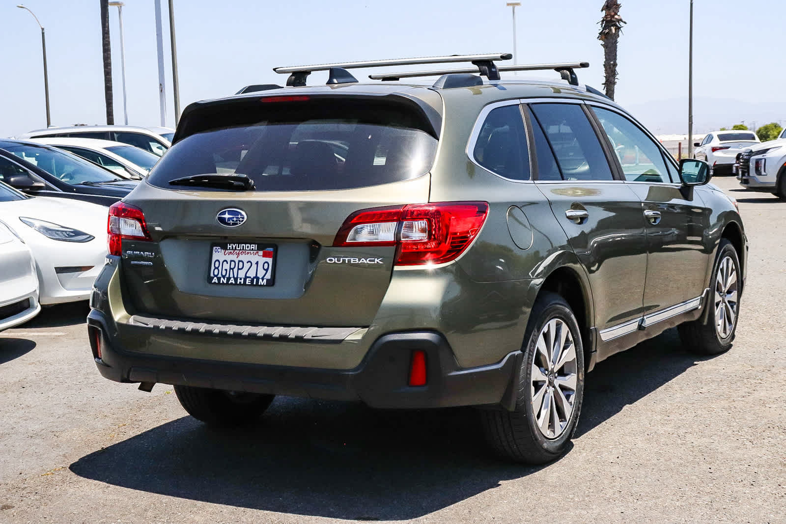 Used 2019 Subaru Outback 2.5i Touring w/ Popular Package #3A AWD/4WD image 7