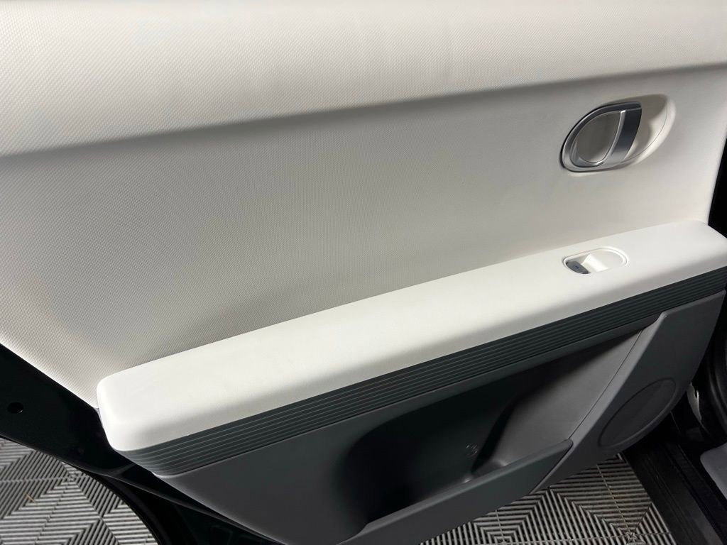 Used 2024 Hyundai Ioniq 5 SEL image 27