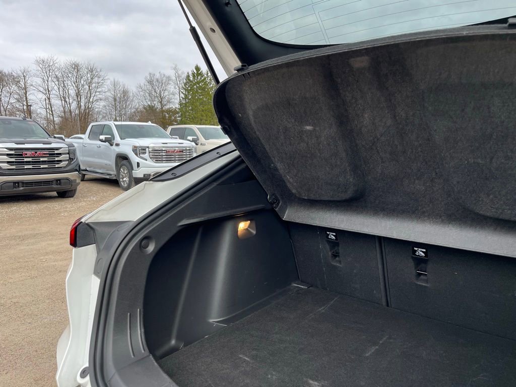 Used 2024 Buick Envista Preferred w/ Convenience I Package image 12