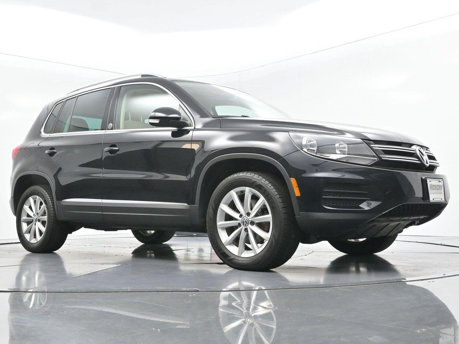 Used 2017 Volkswagen Tiguan Wolfsburg Edition AWD/4WD image 46