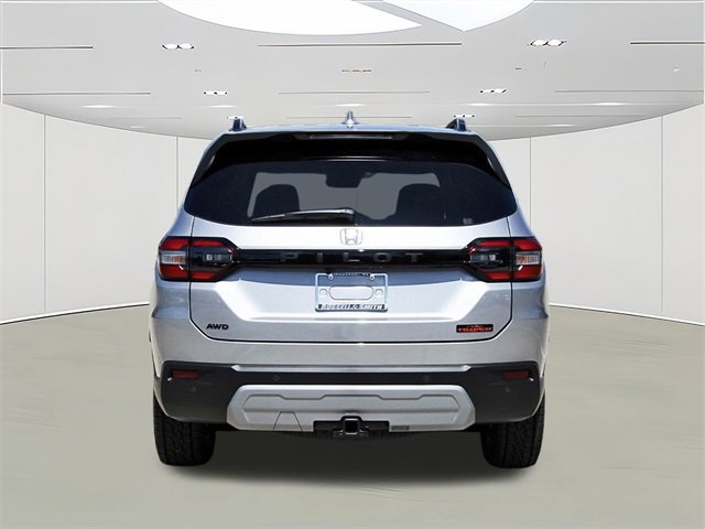 New 2025 Honda Pilot TrailSport image 4