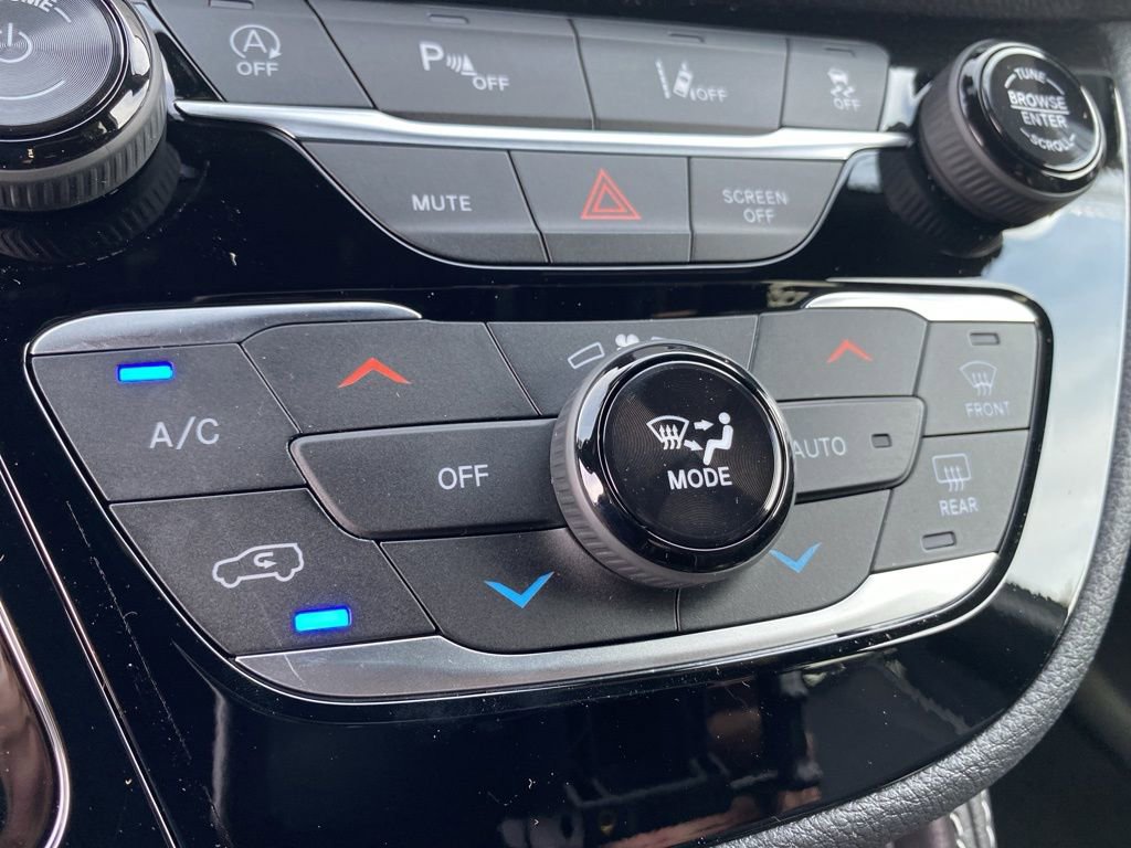 New 2026 Chrysler Pacifica Limited w/ S Appearance Package image 42