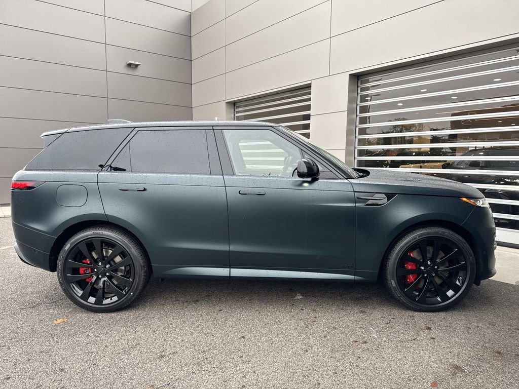 New 2026 Land Rover Range Rover Sport Autobiography AWD/4WD image 9