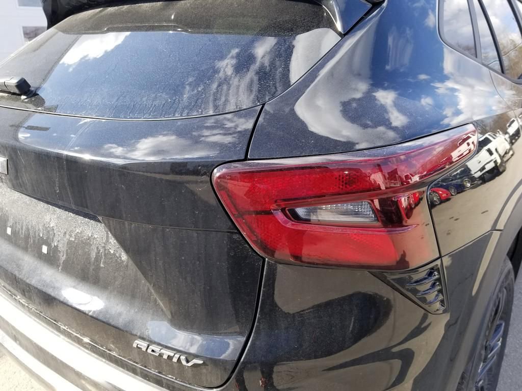 New 2026 Chevrolet Trax ACTIV w/ Driver Confidence Package FWD image 11