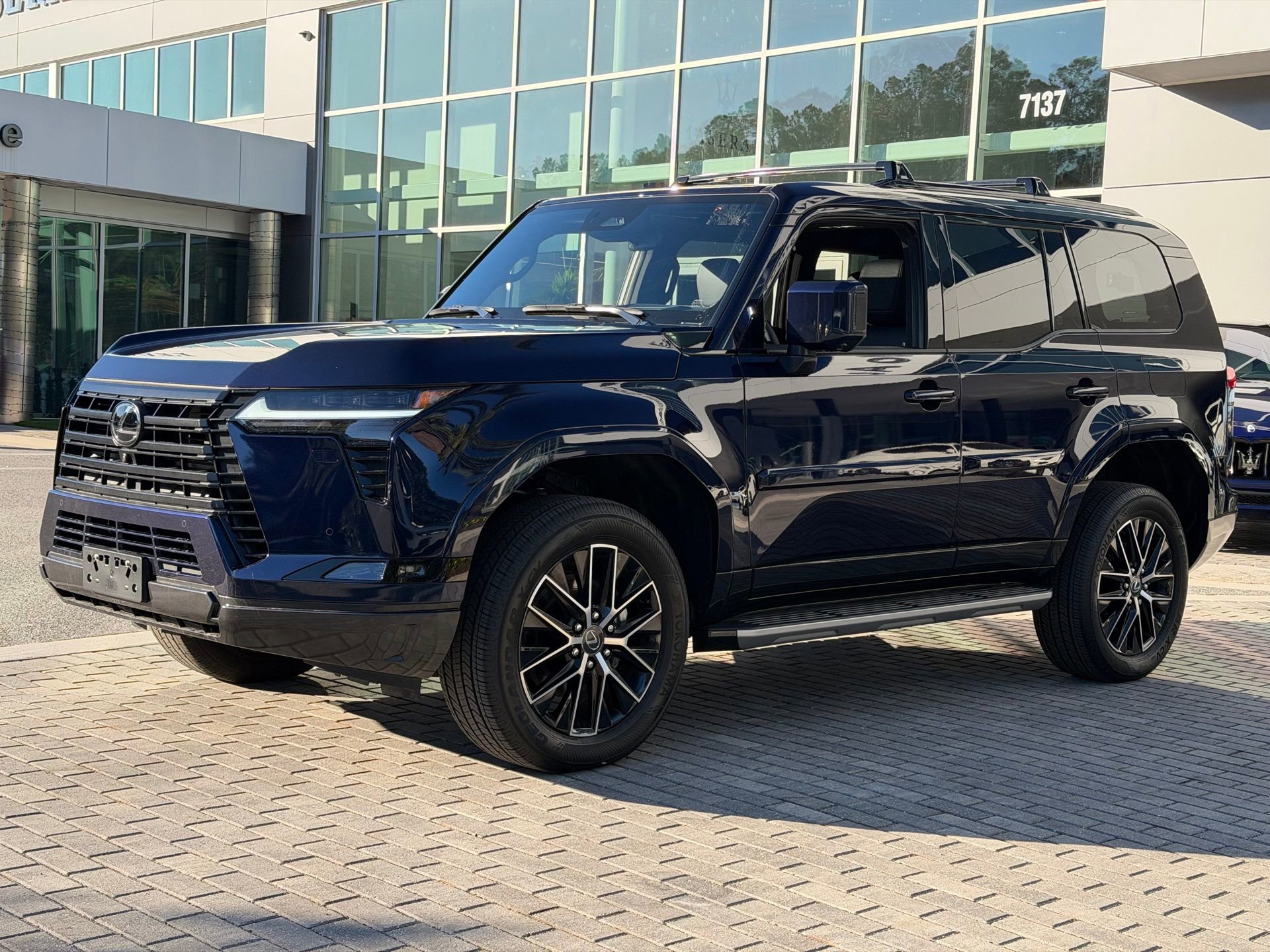 Used 2025 Lexus GX 550 550 Premium+ w/ Accessory Package (2T) image 7