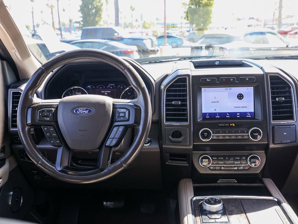 Used 2020 Ford Expedition Limited image 22