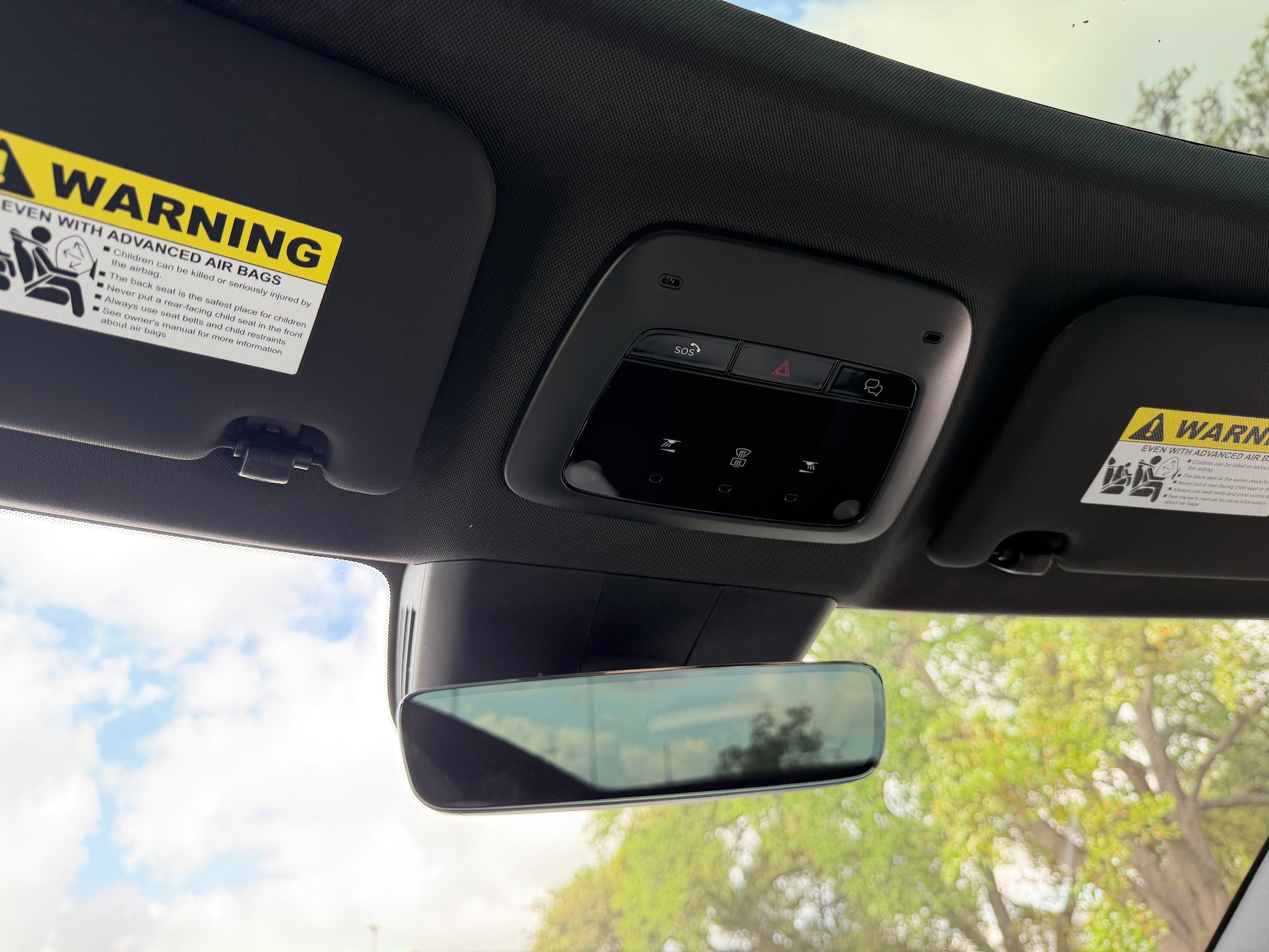 New 2026 Volvo EX30 Plus w/ Protection Package RWD image 16