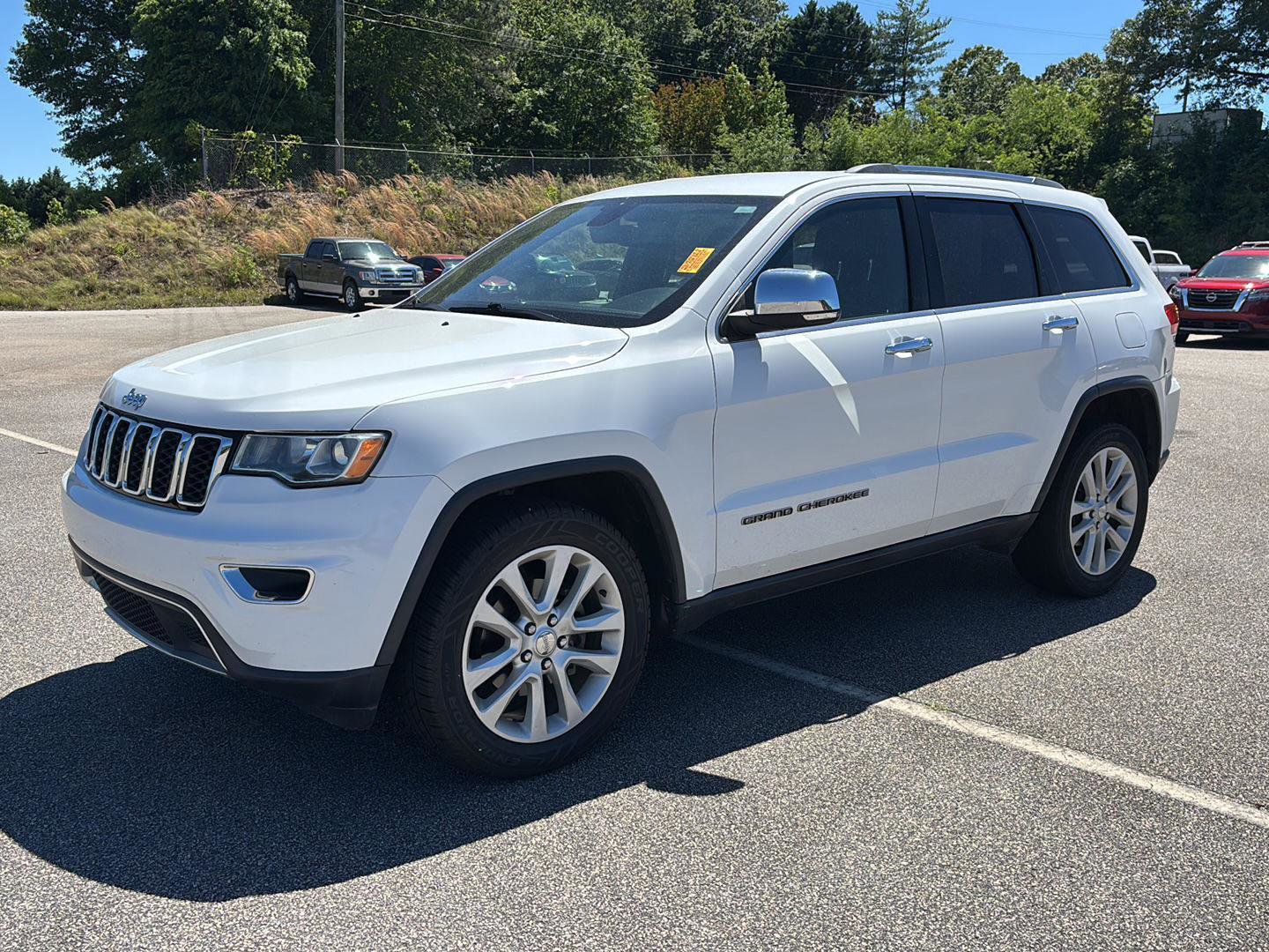 Used 2017 Jeep Grand Cherokee Limited RWD image 1