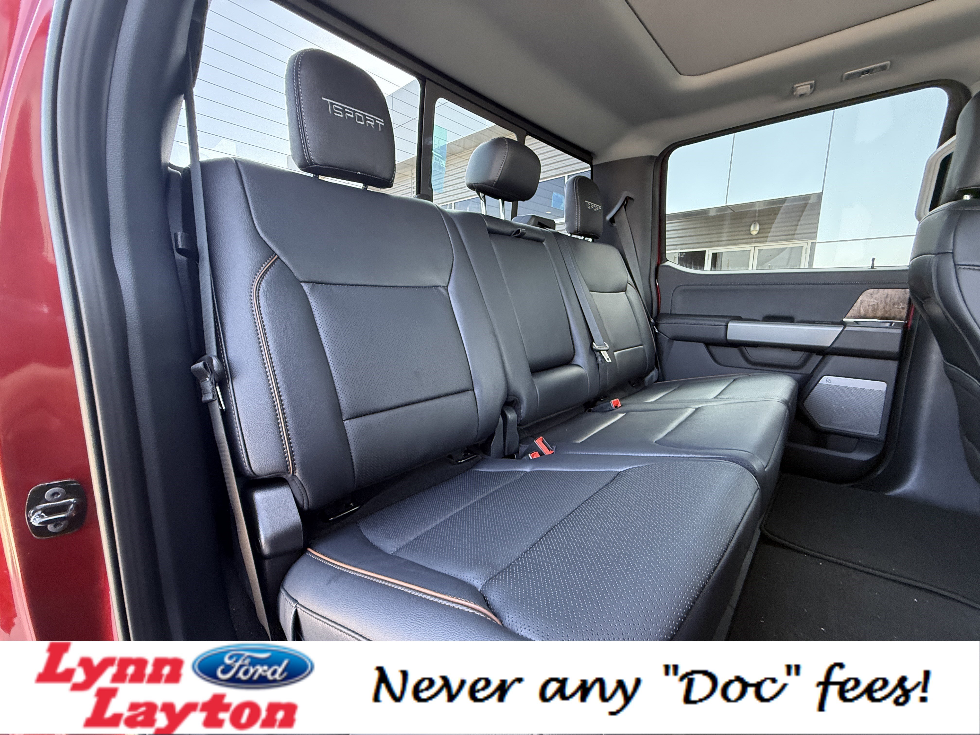 New 2025 Ford F250 Lariat w/ Lariat Ultimate Package image 24