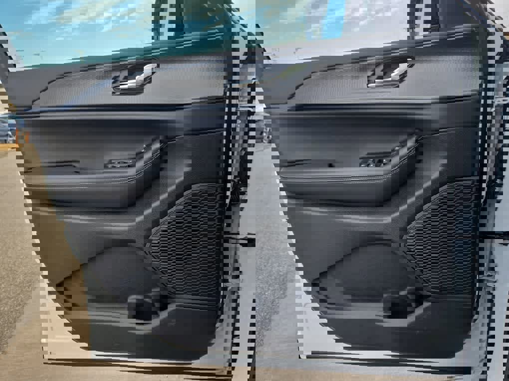 Used 2025 Jeep Grand Cherokee L Altitude AWD/4WD image 20