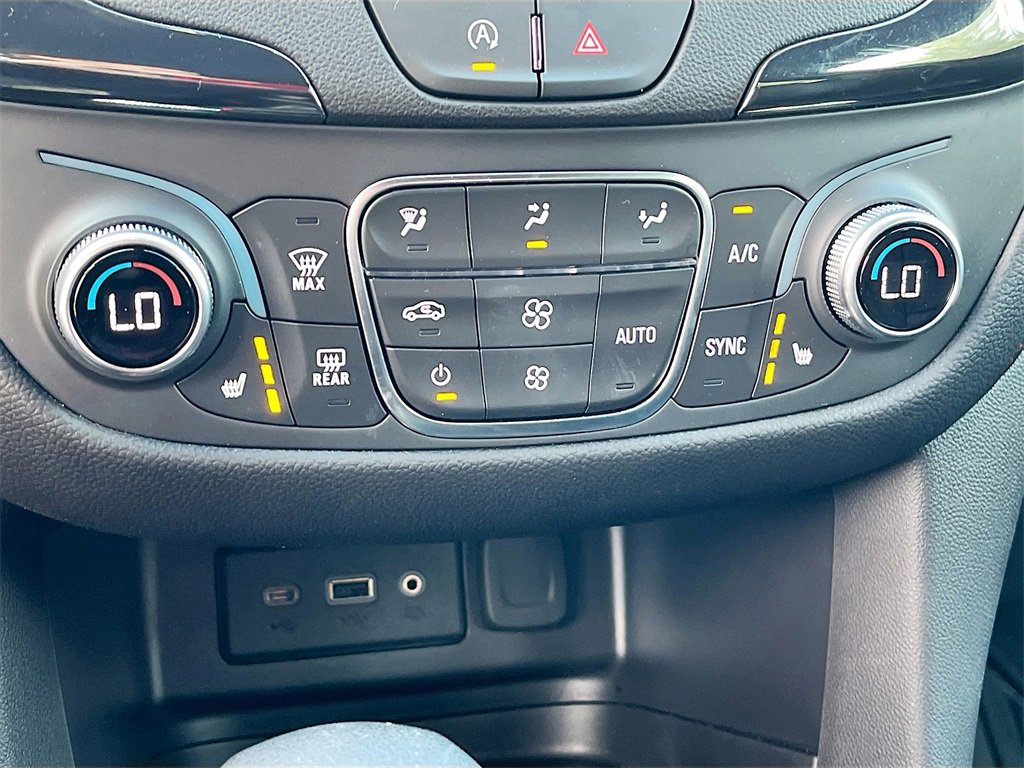 Used 2024 Chevrolet Equinox RS image 19