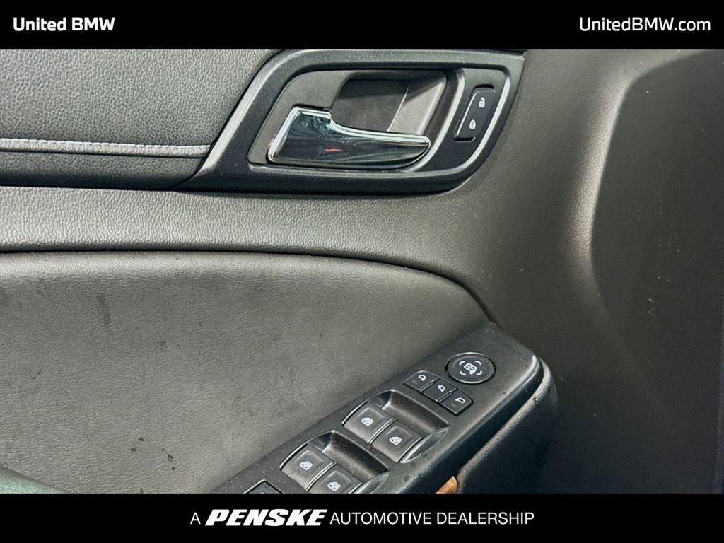 Used 2017 Chevrolet Suburban Premier AWD/4WD image 3