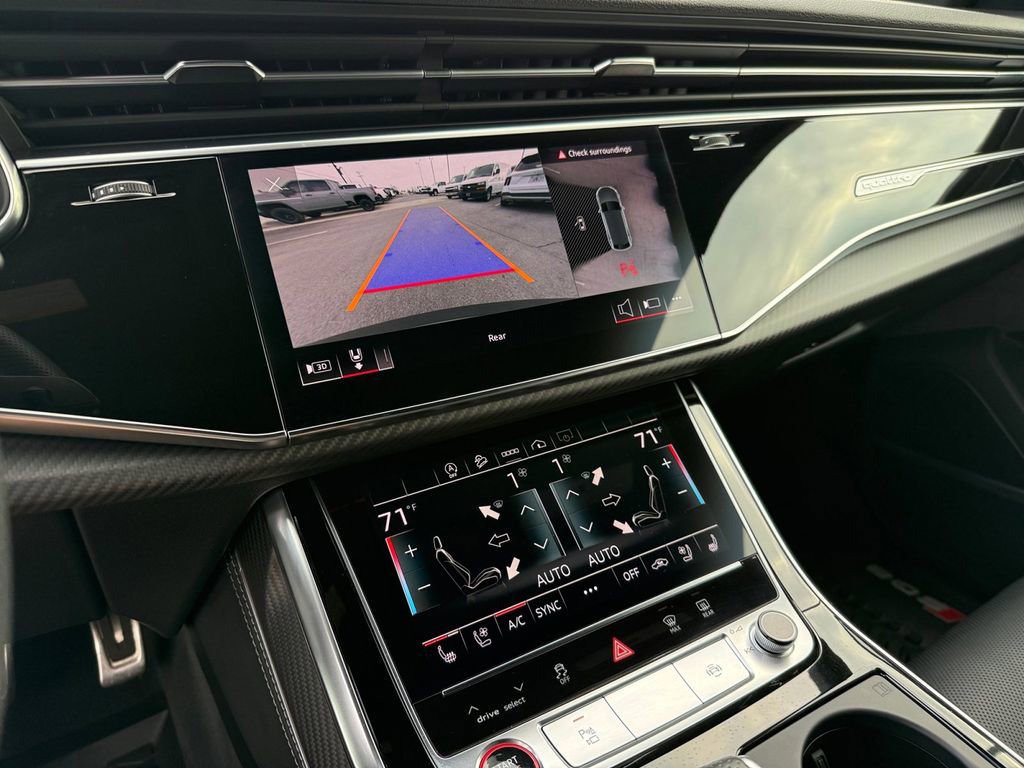 Used 2024 Audi SQ8 Premium Plus image 17