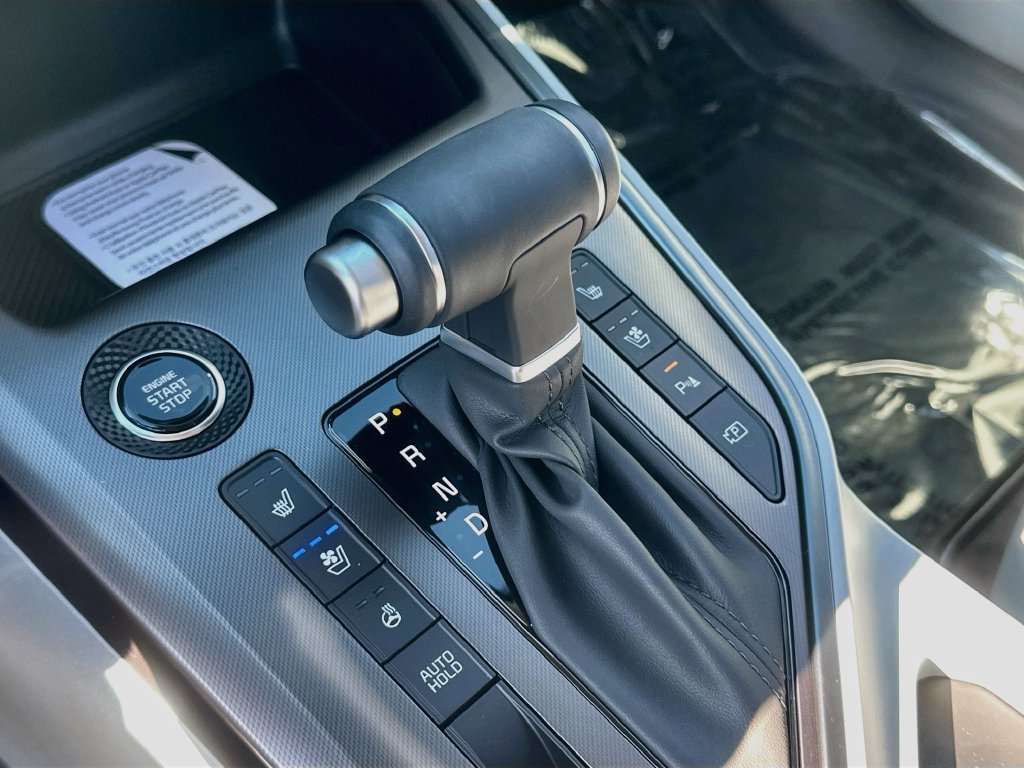 New 2027 Kia Niro FWD image 17