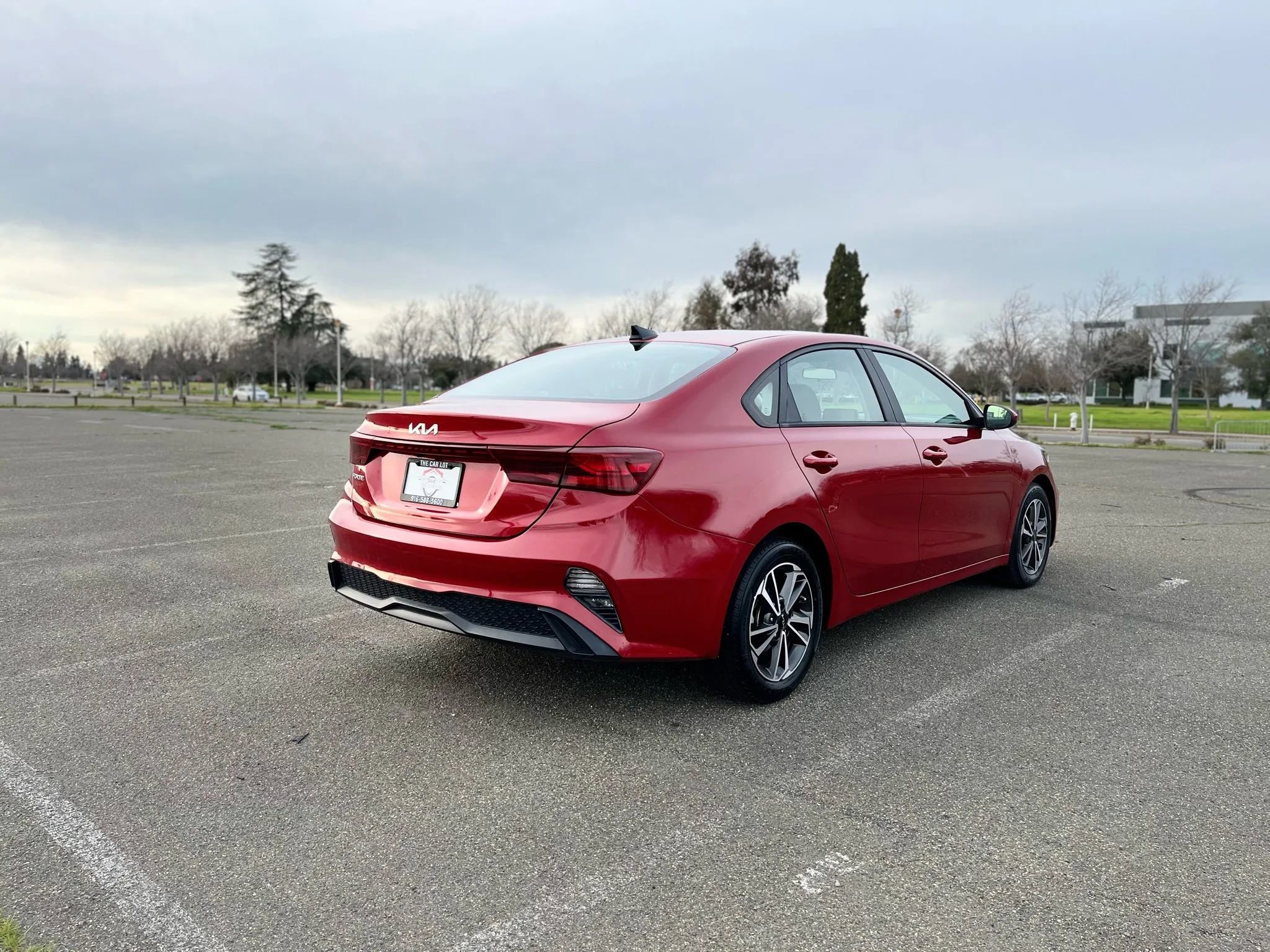 Used 2022 Kia Forte LXS image 5