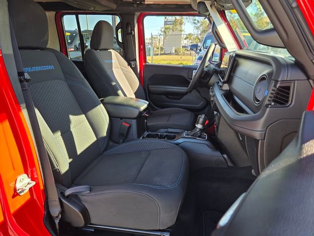 Used 2024 Jeep Wrangler Rubicon image 20