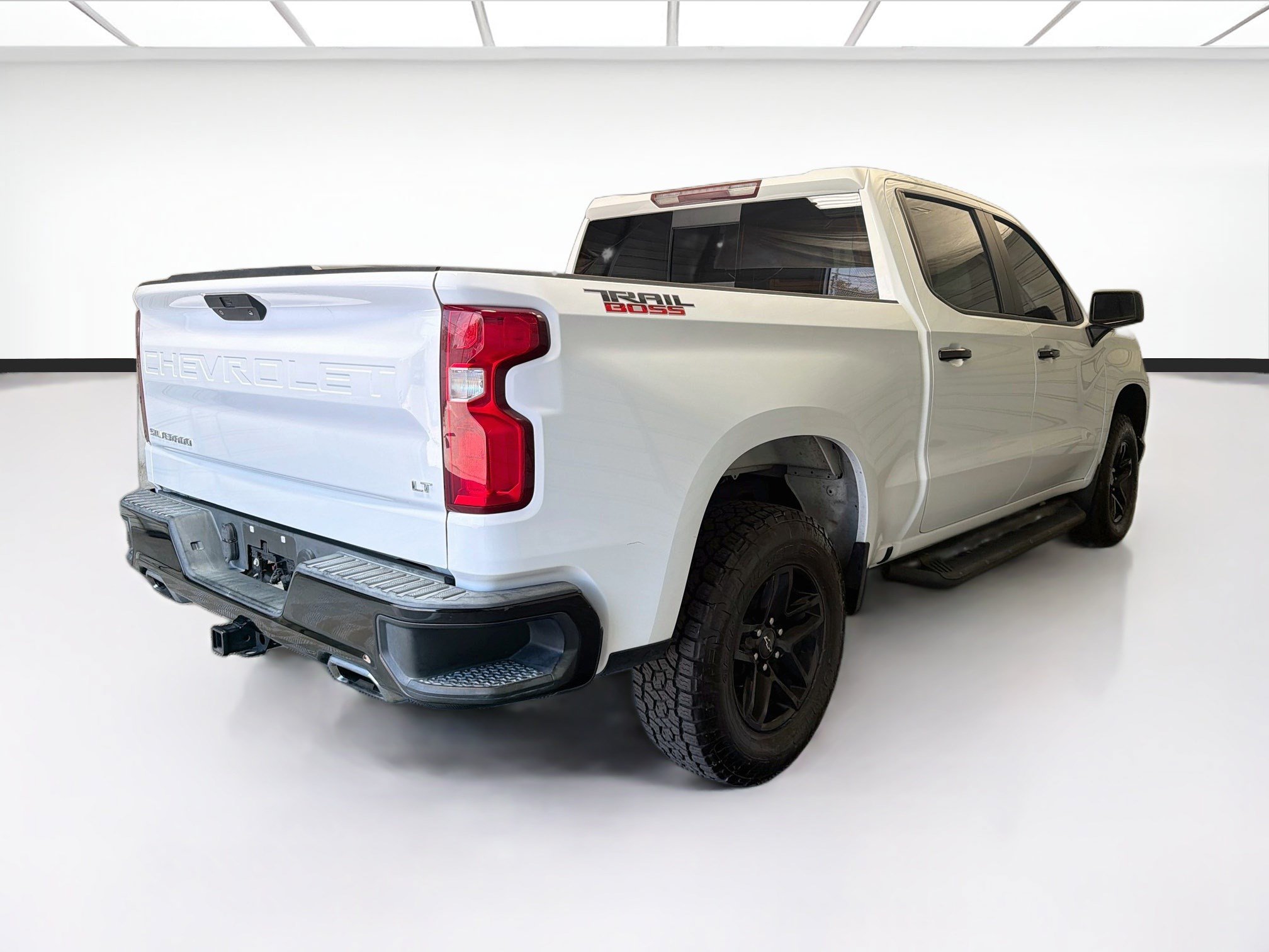 Used 2020 Chevrolet Silverado 1500 LT Trail Boss AWD/4WD image 4