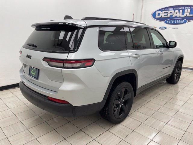 Used 2023 Jeep Grand Cherokee L Laredo AWD/4WD image 21