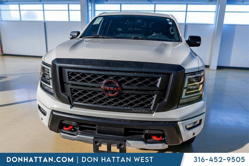 Used 2023 Nissan Titan PRO-4X w/ Pro-4x Convenience Package image 24