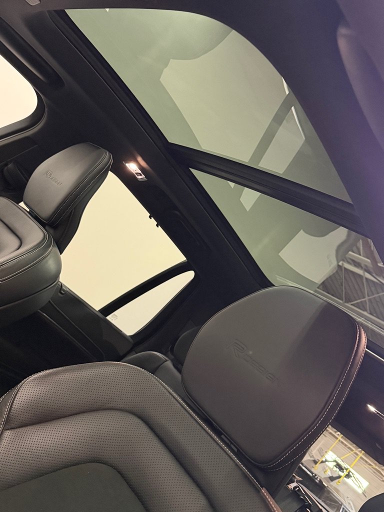 Used 2019 Volvo XC90 T6 R-Design AWD/4WD image 17