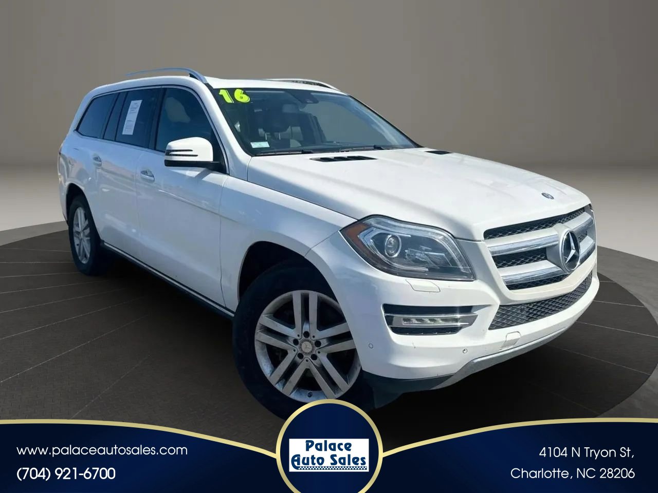 Used 2016 Mercedes-Benz GL 450 4MATIC image 1