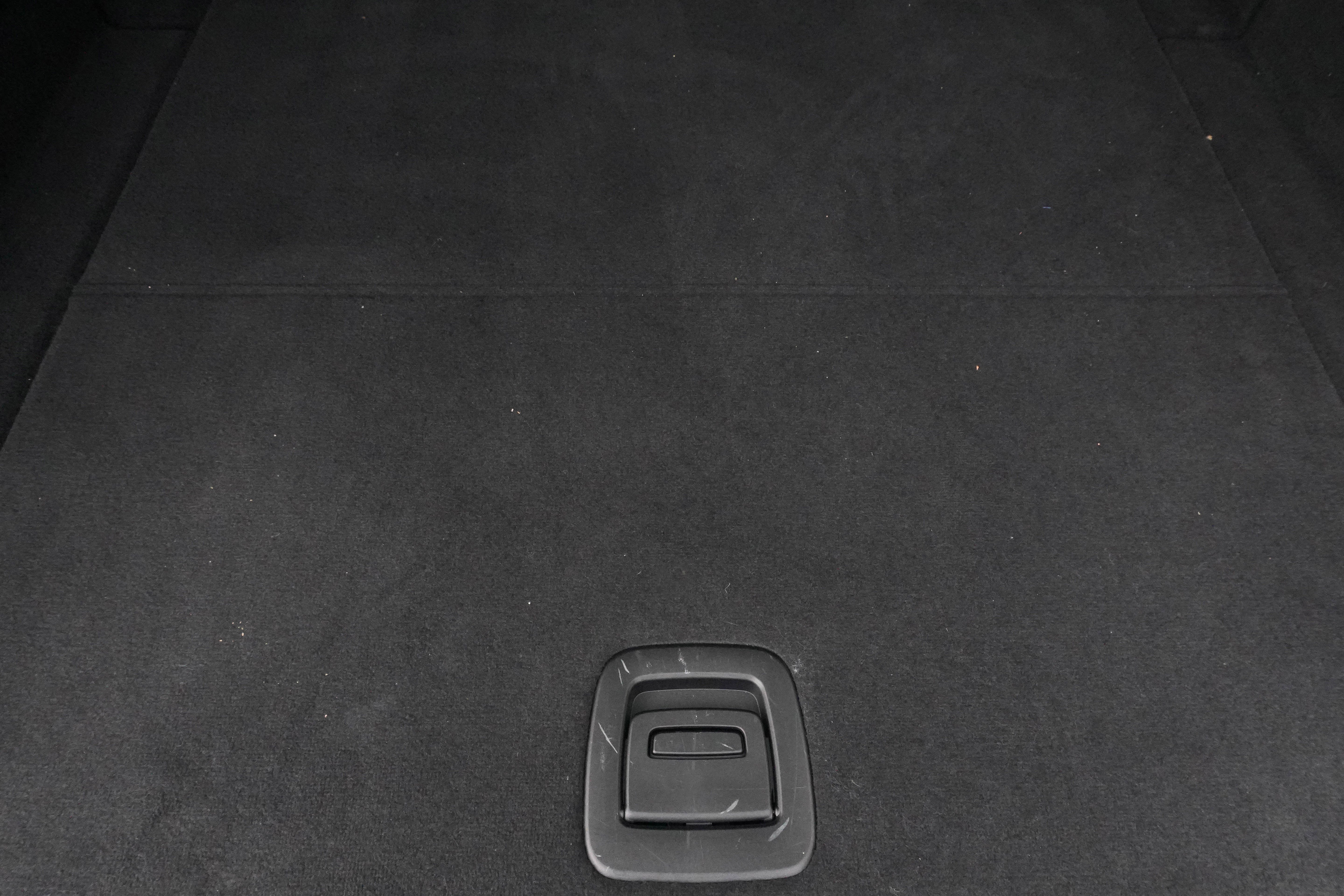 Certified 2024 BMW iX xDrive50 w/ Premium Package image 38