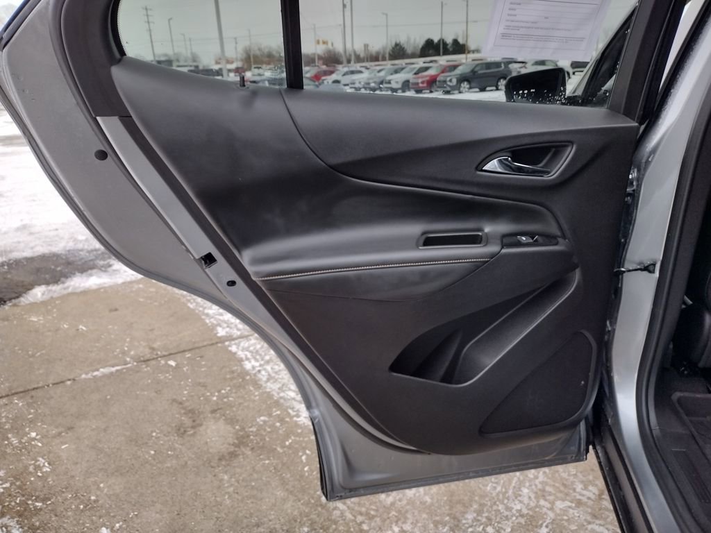Used 2024 Chevrolet Equinox Premier image 20