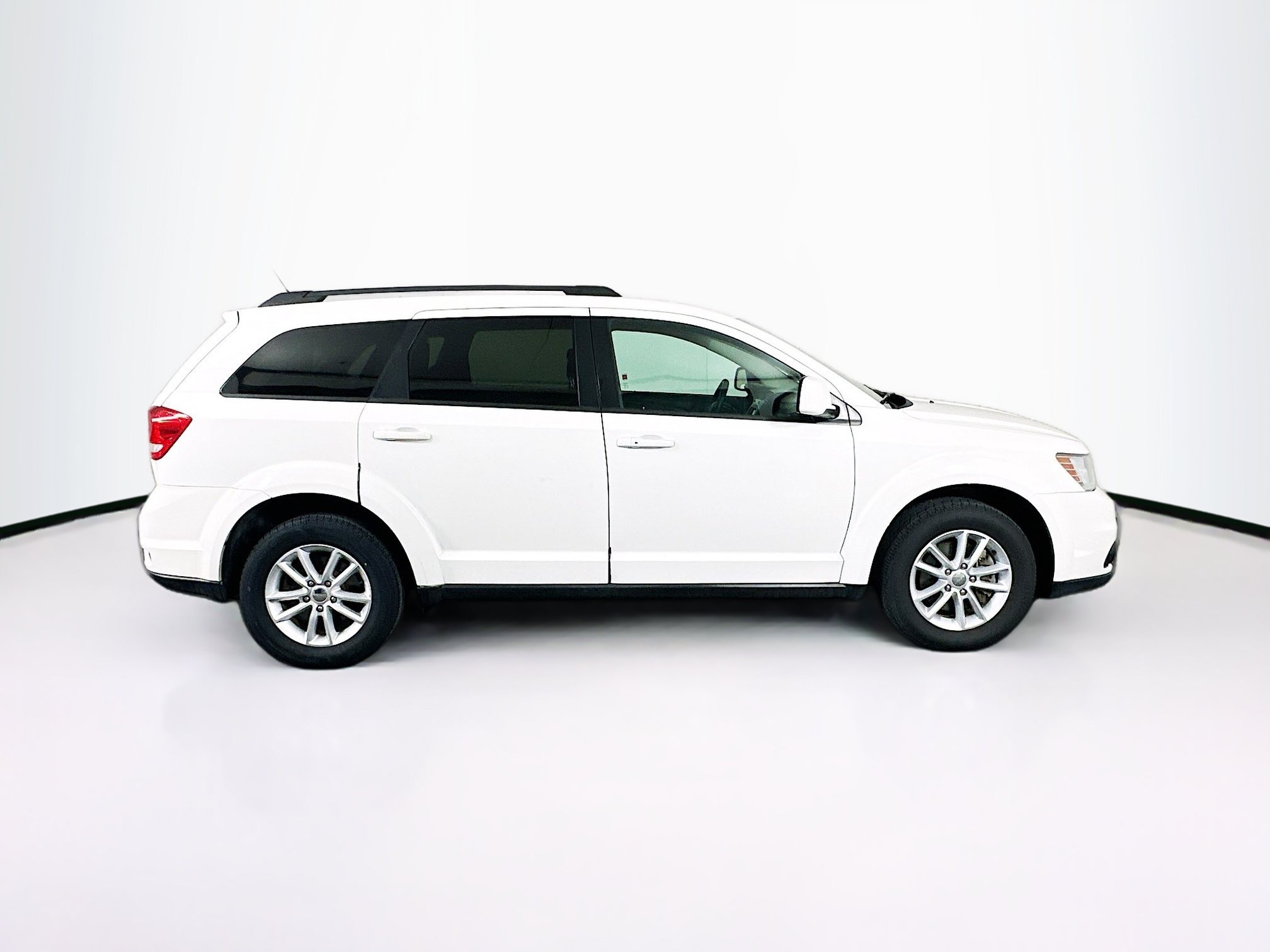 Used 2017 Dodge Journey SXT w/ Comfort/Convenience Group FWD image 10