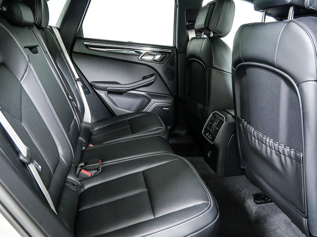 New 2026 Porsche Macan S image 24