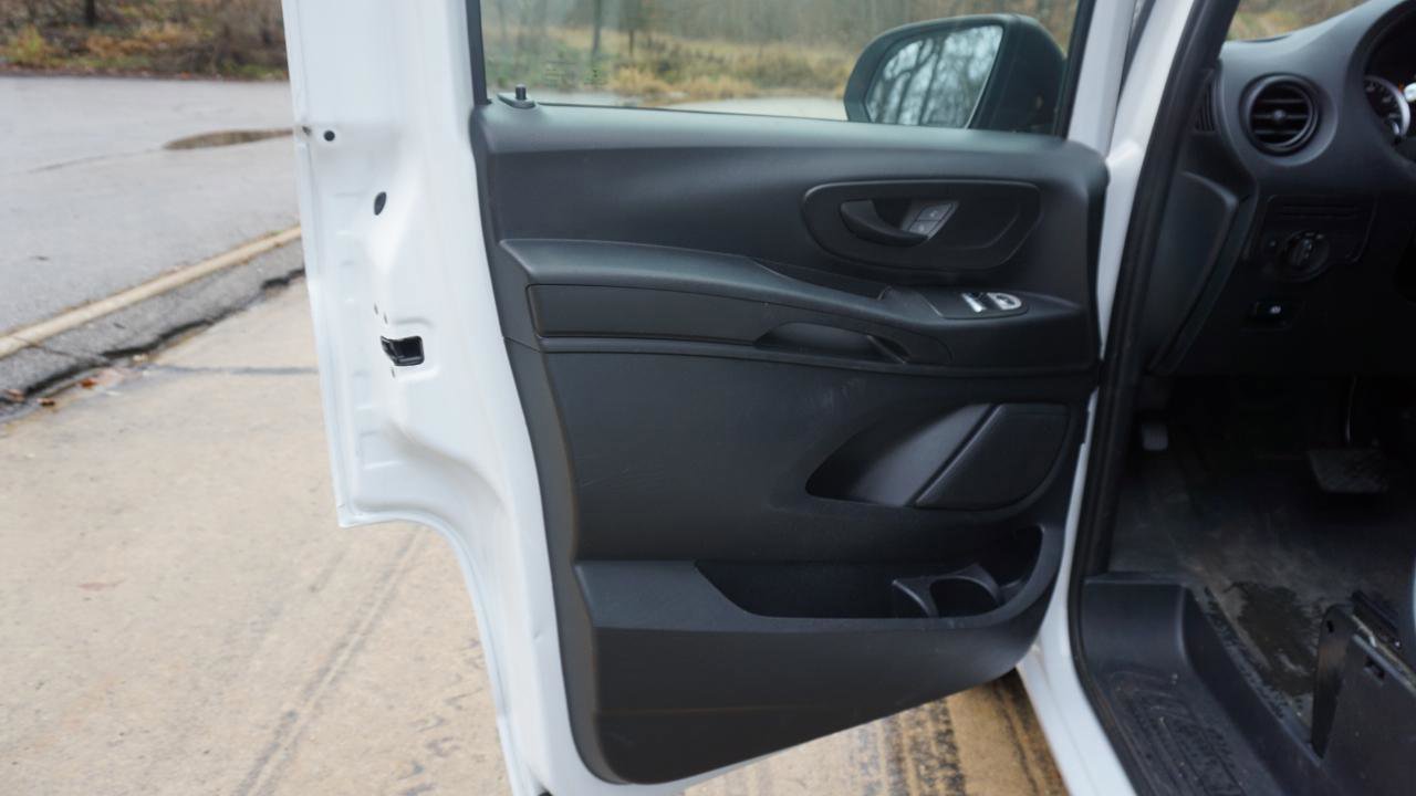 Used 2020 Mercedes-Benz Metris w/ Safety Package image 20