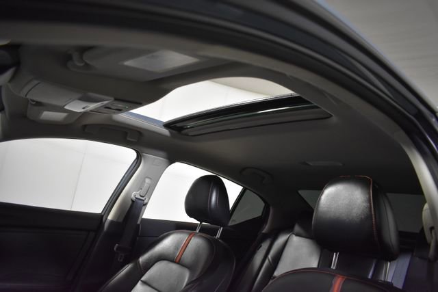 Certified 2025 Nissan Sentra SR w/ SR Premium Package image 39