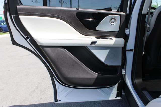 Used 2021 Lincoln Aviator Black Label w/ Dynamic Handling Package AWD/4WD image 29