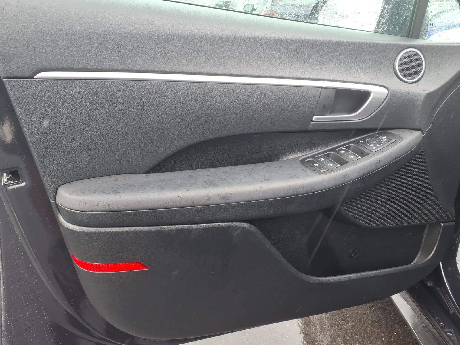 Certified 2023 Hyundai Sonata SE w/ Cargo Package FWD image 22
