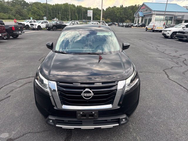 Used 2022 Nissan Pathfinder SL AWD/4WD image 39