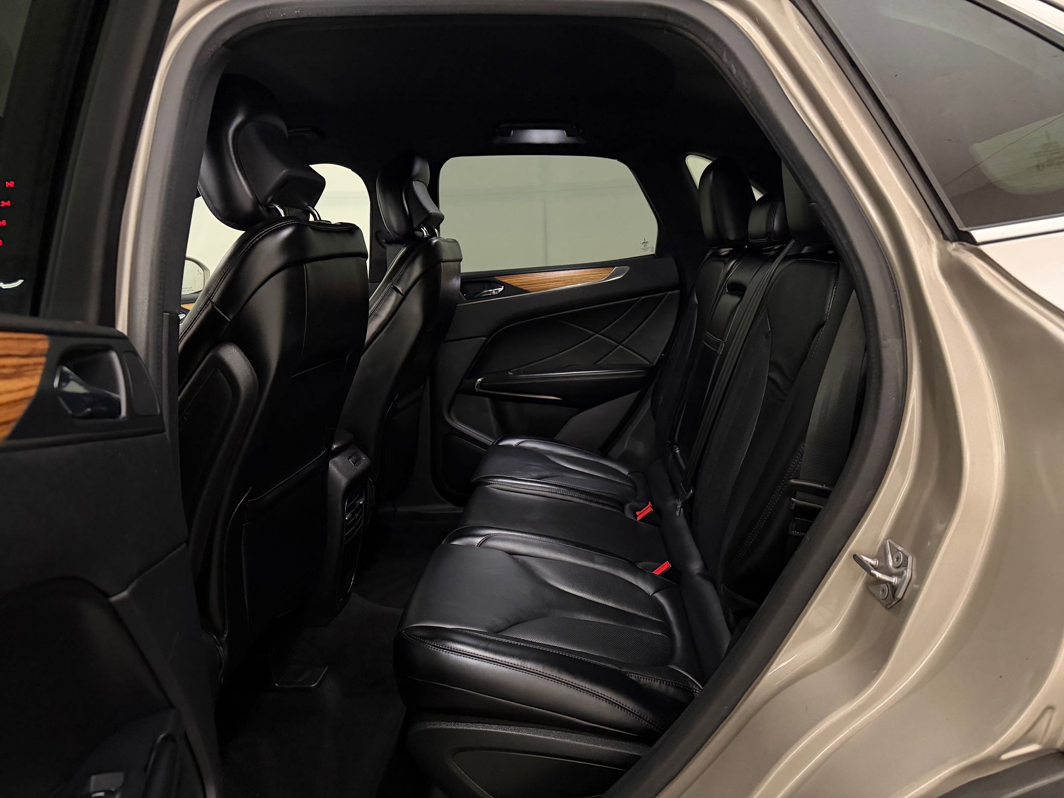 Used 2015 Lincoln MKC AWD w/ Equipment Group 101A Select image 14
