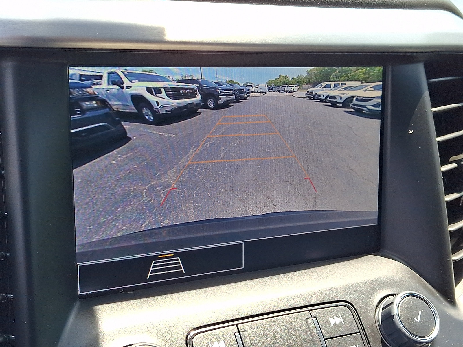 Used 2023 GMC Acadia SLE w/ Driver Convenience Package AWD/4WD image 21