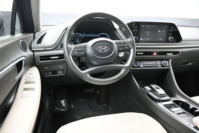 Used 2022 Hyundai Sonata SEL w/ Convenience Package FWD image 13