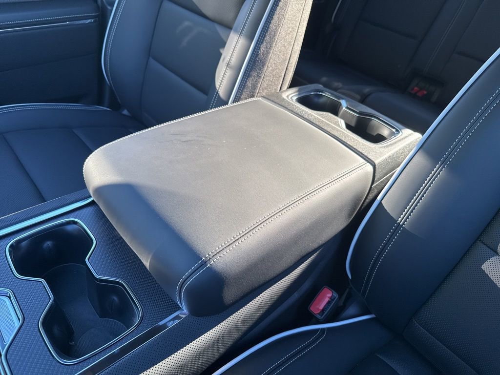 New 2026 GMC Sierra EV Elevation w/ LPO, Elevation Dark Package AWD/4WD image 34