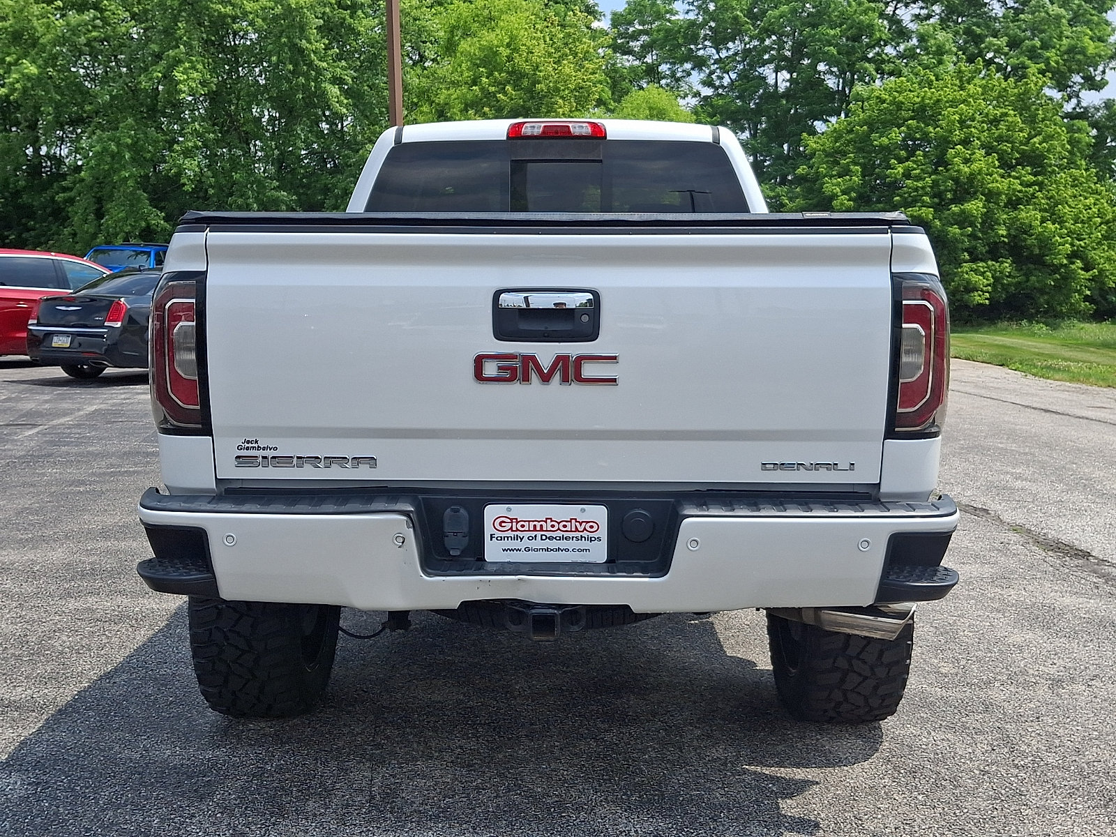 Used 2017 GMC Sierra 1500 Denali w/ Denali Ultimate Package AWD/4WD image 10