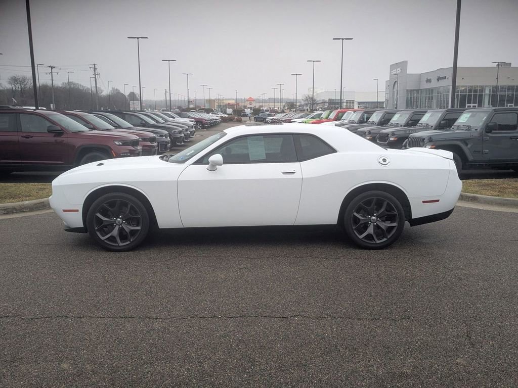 Used 2018 Dodge Challenger SXT Plus video 2