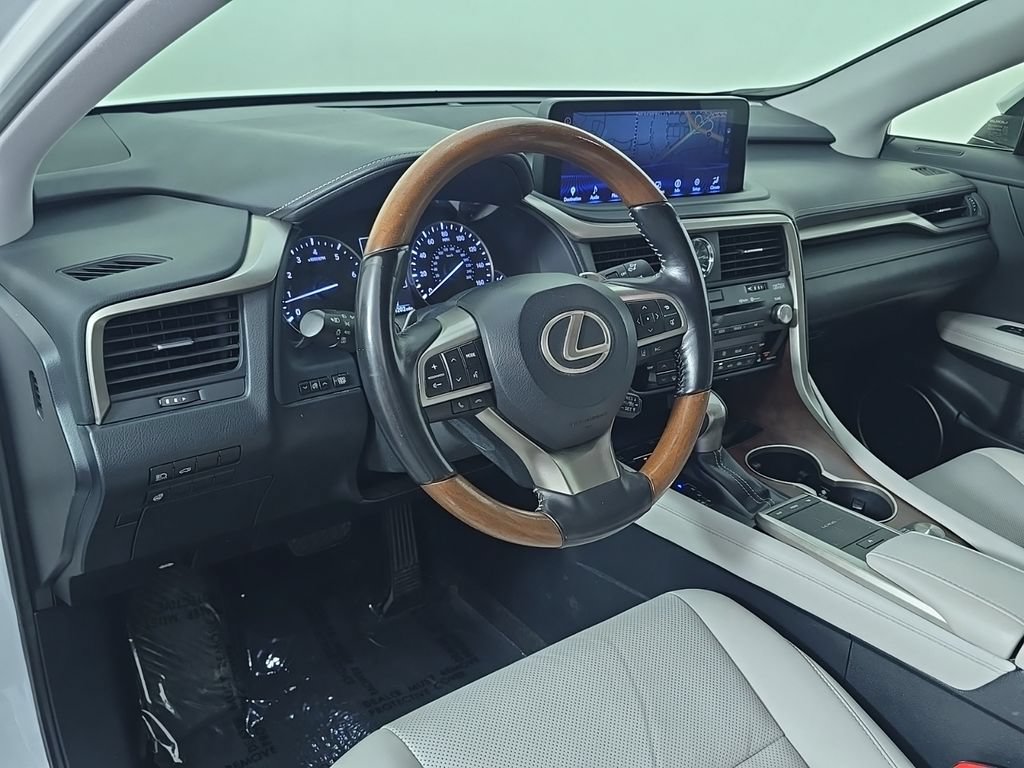 Used 2020 Lexus RX 350L Premium w/ Premium Package AWD/4WD image 4