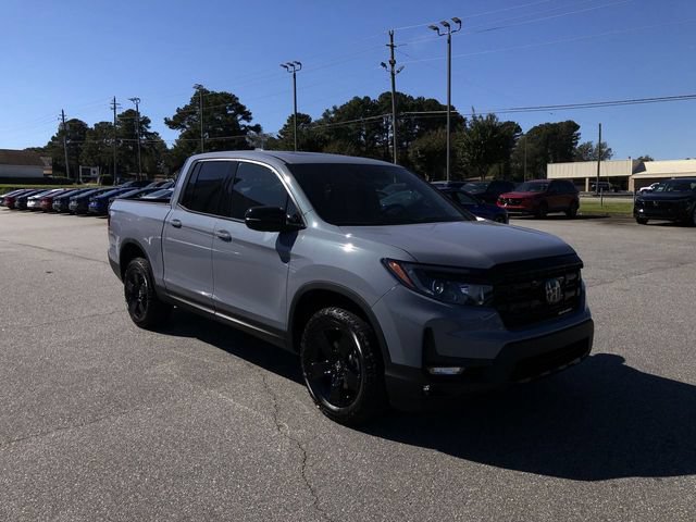 New 2026 Honda Ridgeline Black Edition image 2