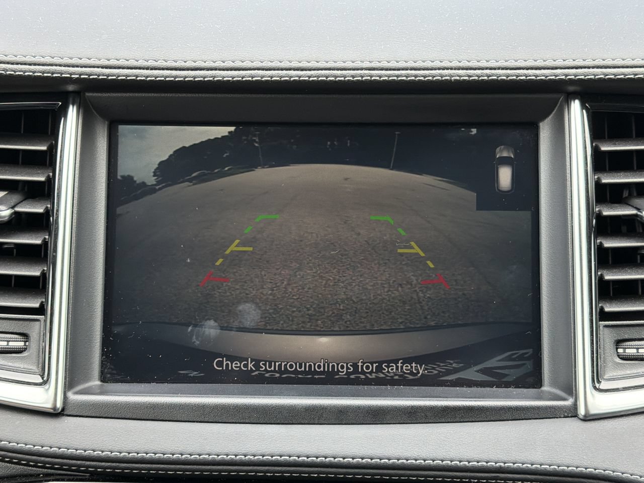 Used 2022 INFINITI QX50 Luxe FWD image 5