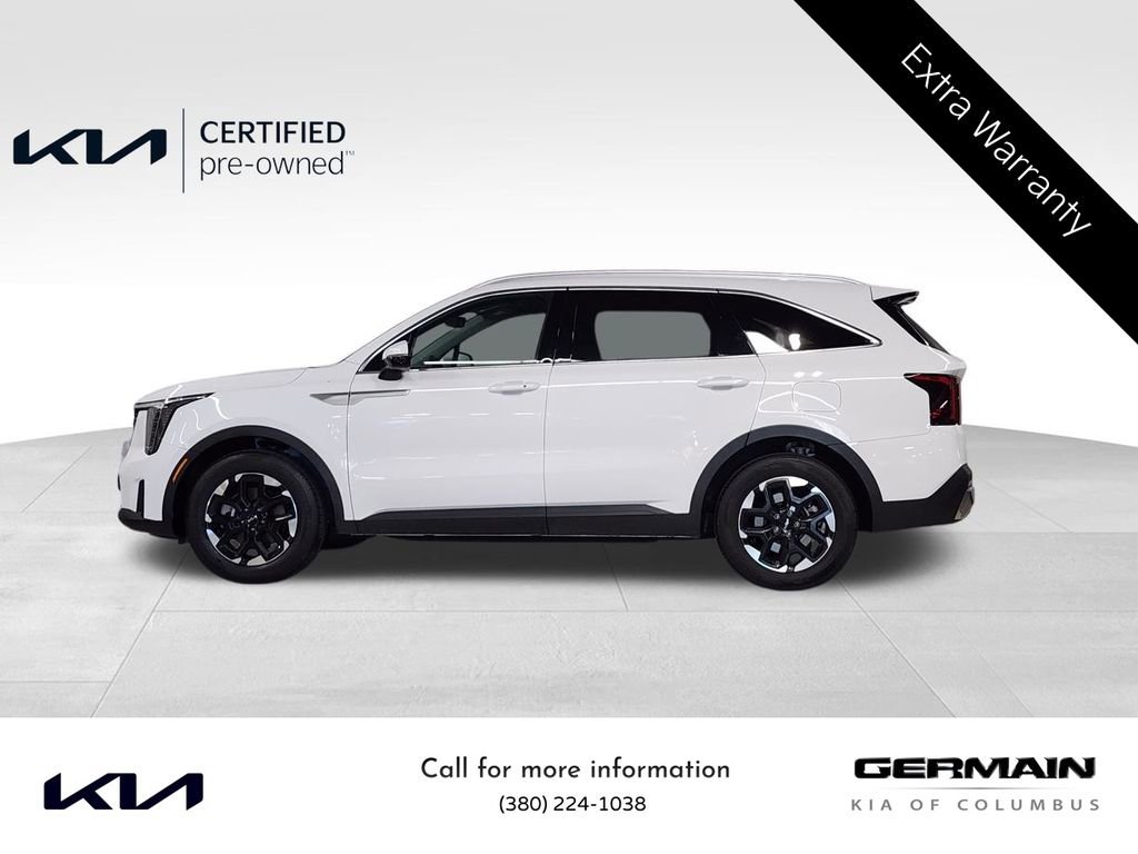 Used 2025 Kia Sorento S image 10