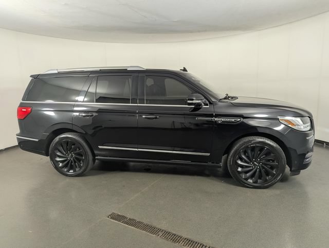 Used 2020 Lincoln Navigator Reserve w/ Equipment Group 208A Reserve AWD/4WD image 8