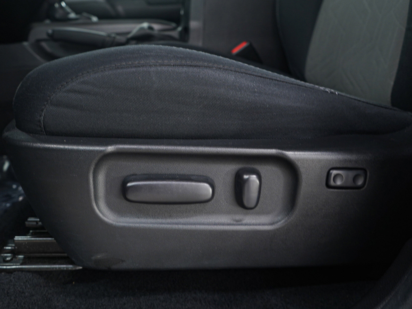 Used 2021 Toyota Tacoma TRD Off-Road w/ Blackout Package (TMS) image 24