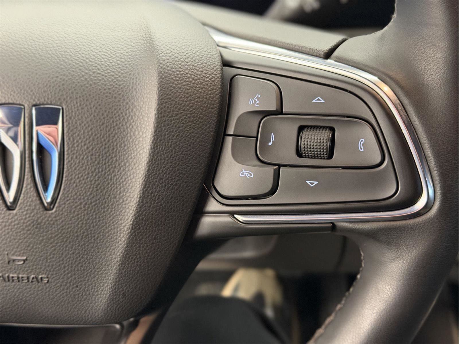 Certified 2024 Buick Envista Sport Touring w/ Convenience I Package FWD image 17