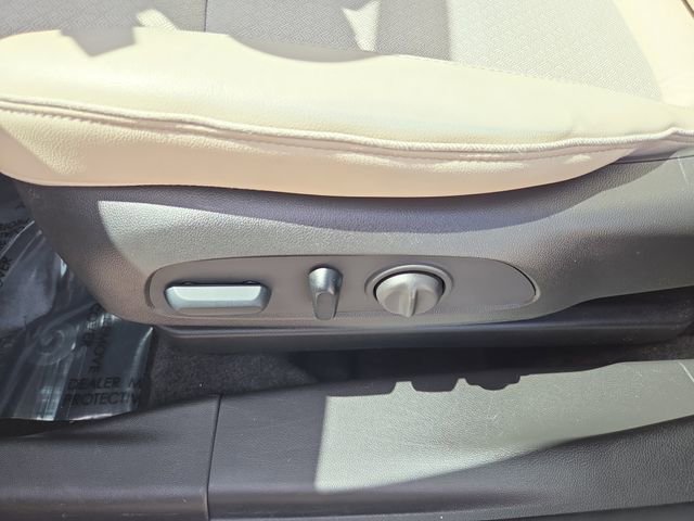 Certified 2023 Buick Encore GX Preferred w/ Cold Weather Comfort Package image 17