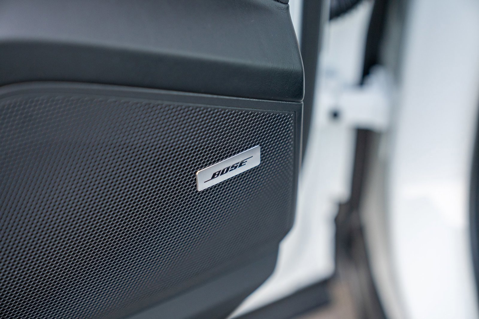 Used 2025 Porsche Cayenne image 11