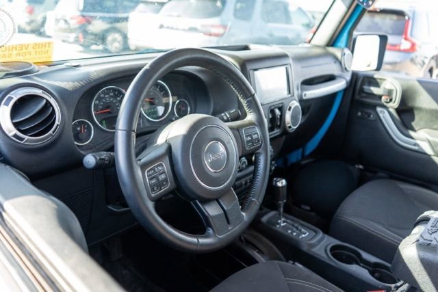 Used 2017 Jeep Wrangler Unlimited Sahara w/ Dual Top Group image 11